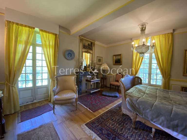 Maison Saint-Pandelon - 9 chambres - 475m²