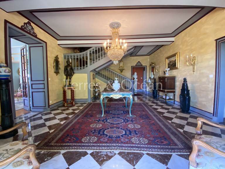 Maison Saint-Pandelon - 9 chambres - 475m²