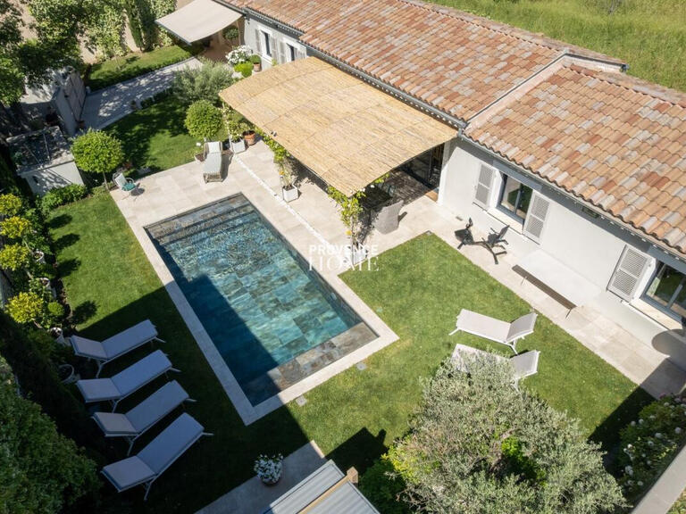 Maison Saint-Pantaléon - 4 chambres - 148m²