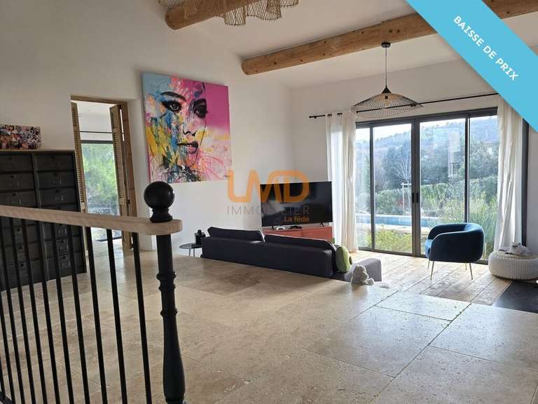 Maison Saint-Pantaléon - 4 chambres - 181m²
