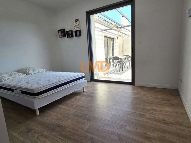 Maison Saint-Pantaléon - 4 chambres - 181m²