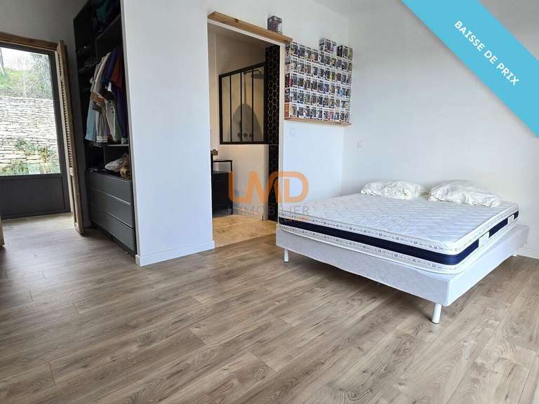 Maison Saint-Pantaléon - 4 chambres - 181m²