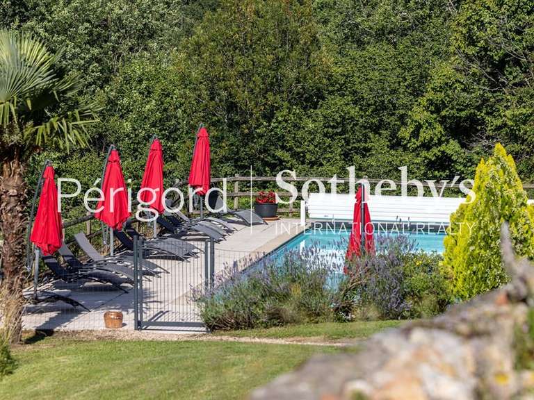 House Saint-Pardoux-la-Rivière - 19 bedrooms - 807m²
