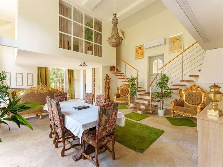 Château Saint-Pargoire - 900m²