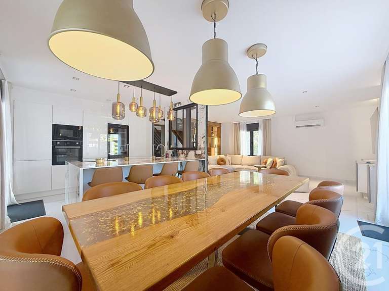 Maison Saint-Parres-aux-Tertres - 4 chambres - 233m²