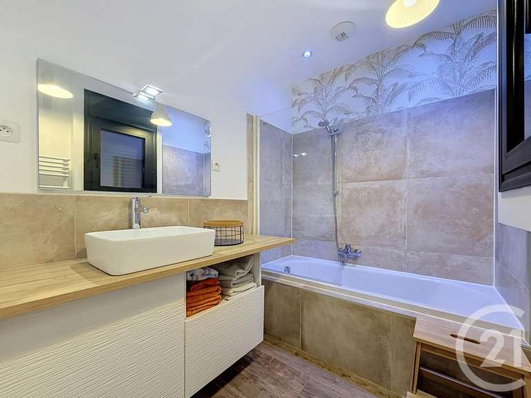 Maison Saint-Parres-aux-Tertres - 4 chambres - 233m²