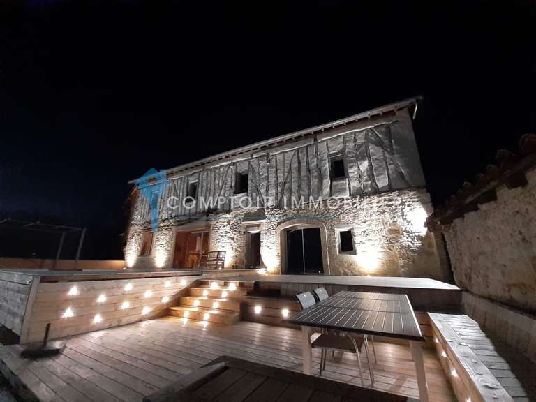 Maison Saint-Paul-Cap-de-Joux - 7 chambres - 431m²
