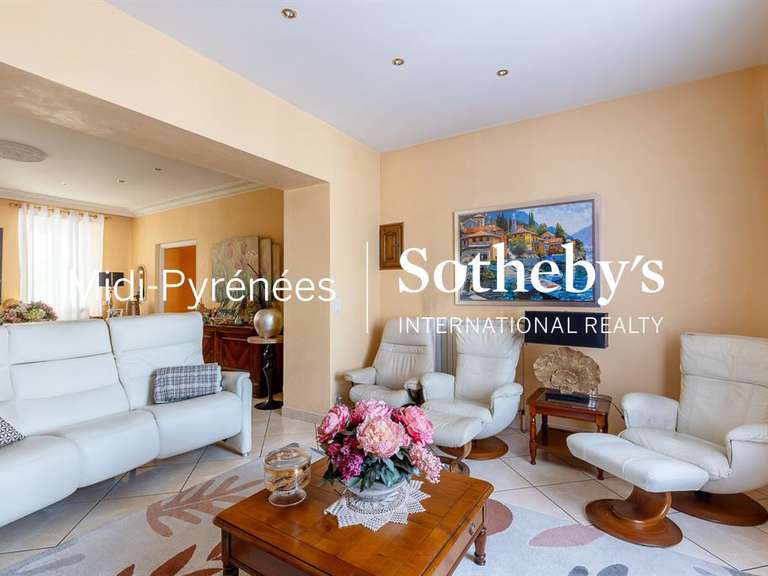 Maison Saint-Paul-Cap-de-Joux - 6 chambres - 315m²