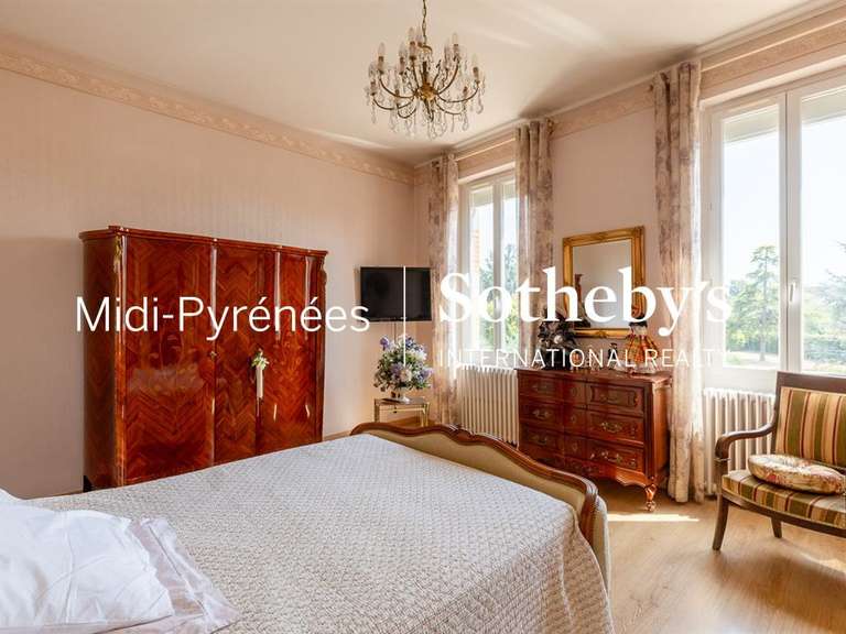 Maison Saint-Paul-Cap-de-Joux - 6 chambres - 315m²