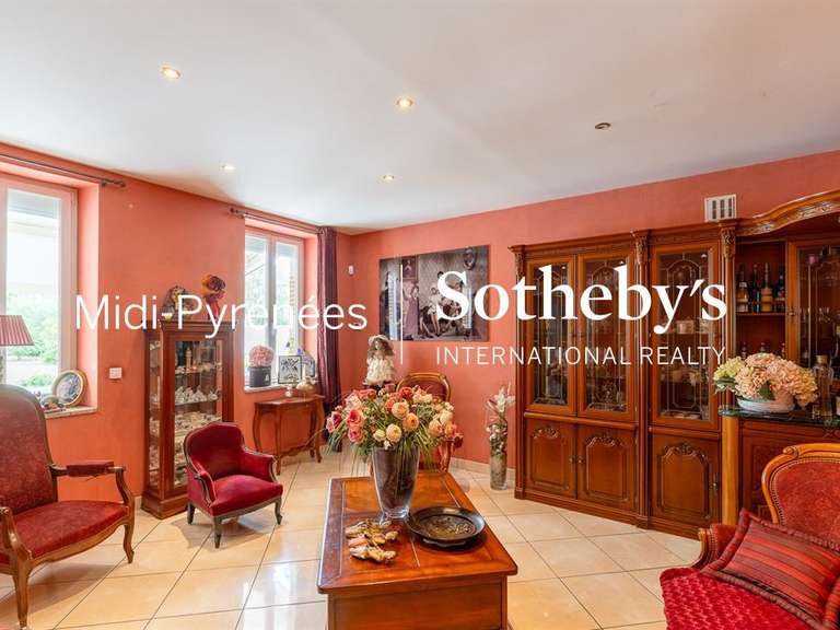 Maison Saint-Paul-Cap-de-Joux - 6 chambres - 315m²