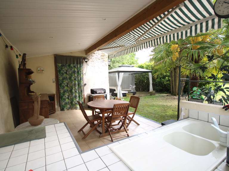 Maison Saint-Paul-de-Jarrat - 7 chambres - 250m²