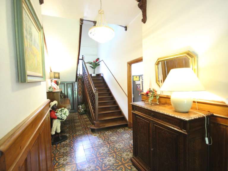 Maison Saint-Paul-de-Jarrat - 7 chambres - 250m²