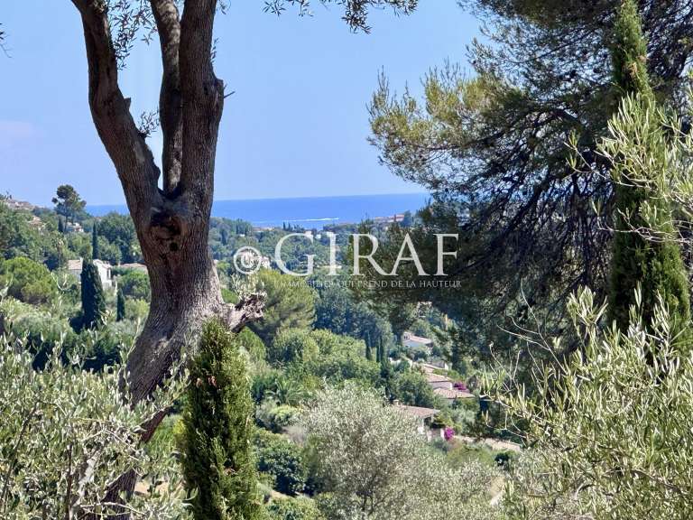 Apartment Saint-Paul-de-Vence - 3 bedrooms - 139m²