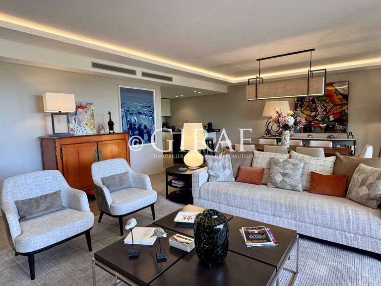 Apartment Saint-Paul-de-Vence - 3 bedrooms - 139m²