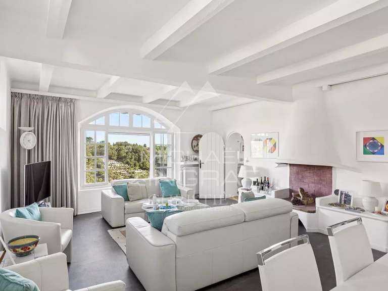 Apartment Saint-Paul-de-Vence - 3 bedrooms - 105m²