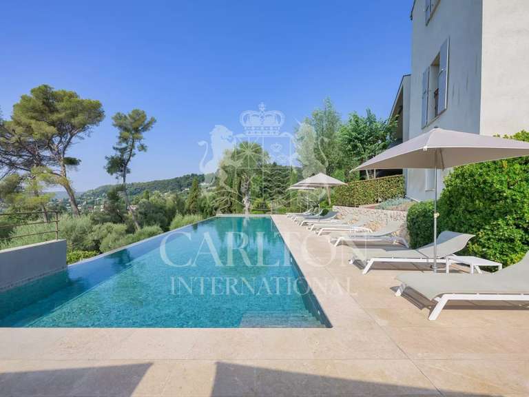 Apartment Saint-Paul-de-Vence - 4 bedrooms - 190m²