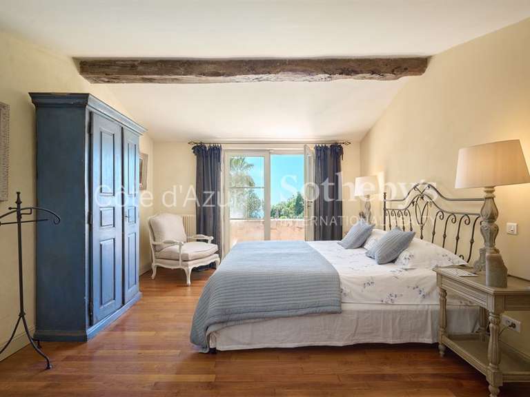 Maison Saint-Paul - 8 chambres - 730m²