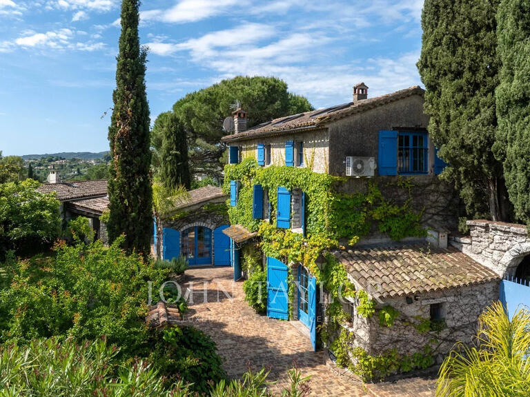House Saint-Paul-de-Vence - 6 bedrooms - 250m²