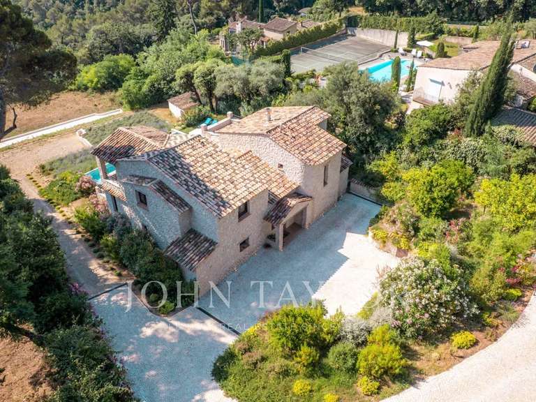 House Saint-Paul-de-Vence - 4 bedrooms - 300m²
