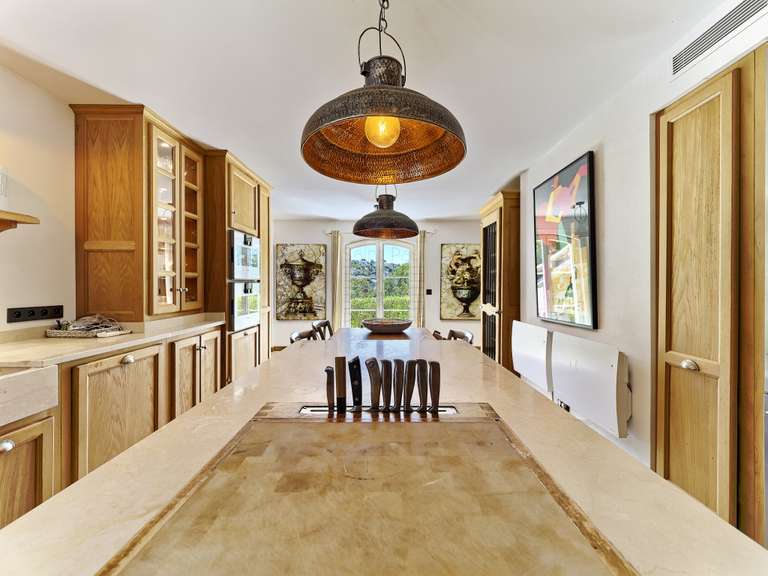 Maison Saint-Paul de Vence - 9 chambres - 500m²