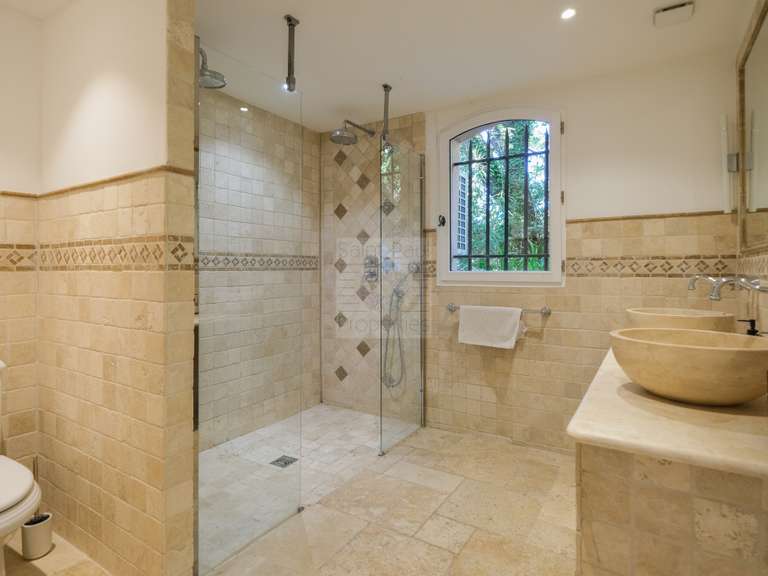 Maison Saint-Paul - 6 chambres - 365m²