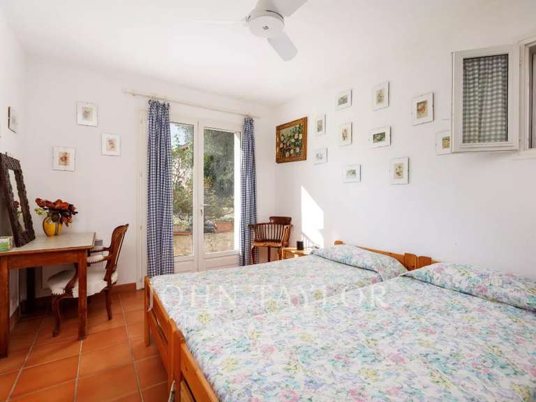 Maison Saint-Paul - 13 chambres - 545m²