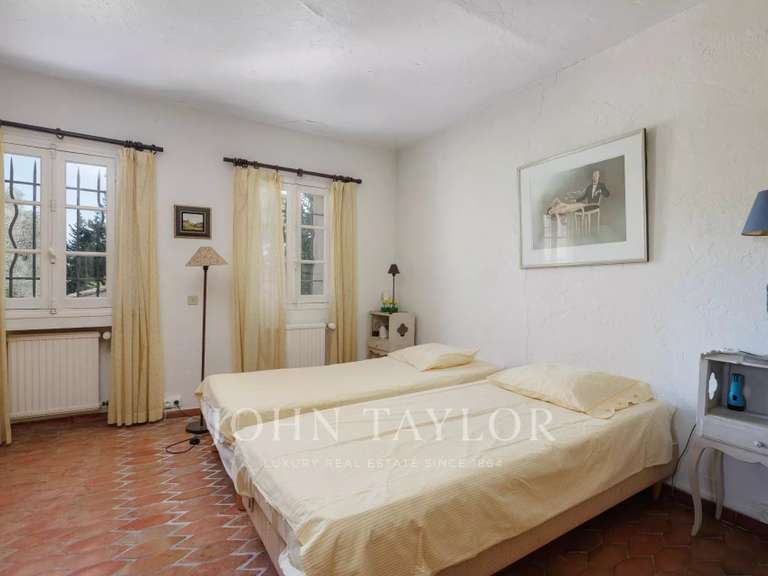 Maison Saint-Paul - 4 chambres - 244m²