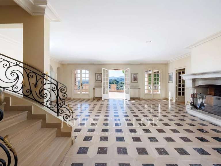 Maison Saint-Paul - 5 chambres - 374m²