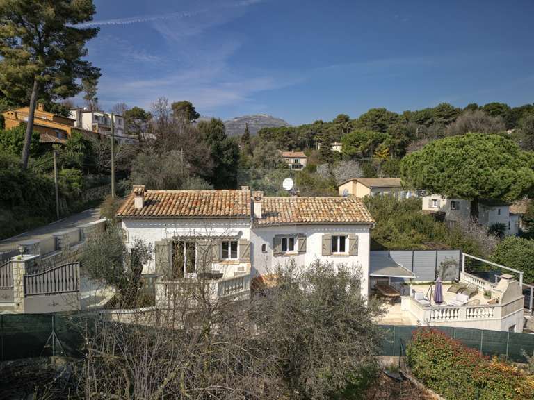 House Saint-Paul-de-Vence - 3 bedrooms - 104m²