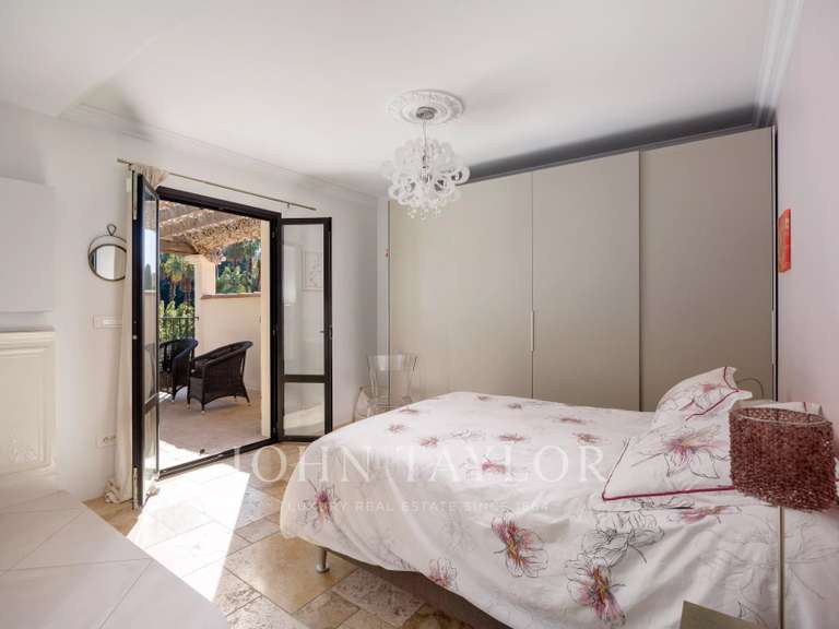 Maison Saint-Paul - 5 chambres - 263m²