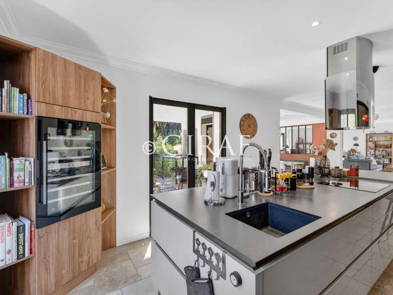 Maison Saint-Paul - 5 chambres - 262m²