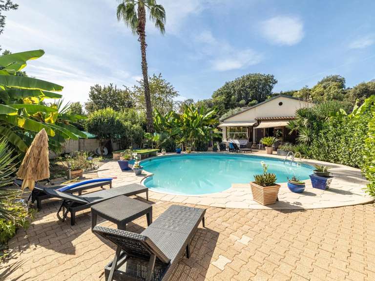 Maison Saint-Paul - 5 chambres - 214m²