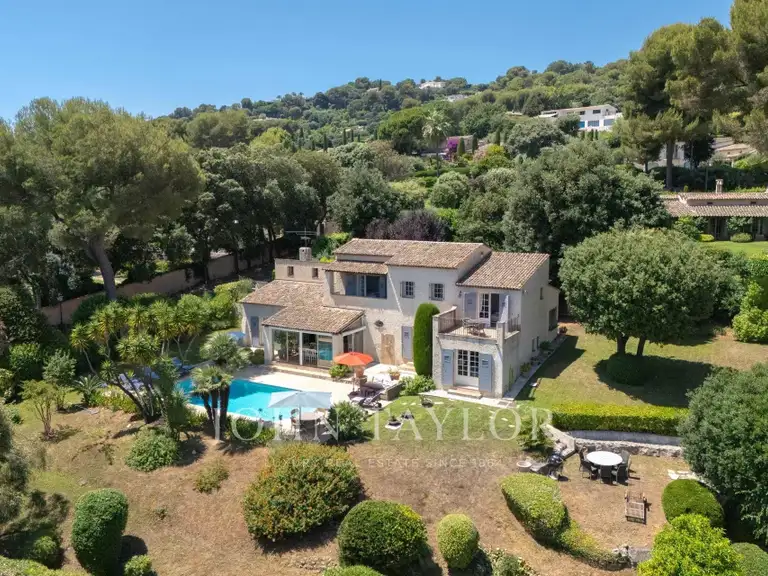 Maison Saint-Paul - 5 chambres - 232m²