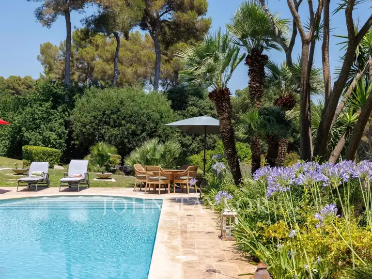 Maison Saint-Paul - 5 chambres - 232m²