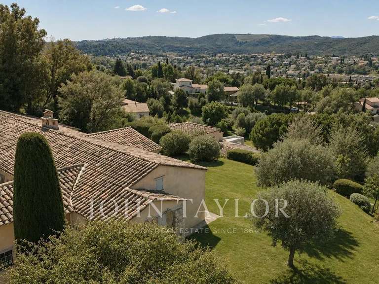 House Saint-Paul-de-Vence - 4 bedrooms - 175m²
