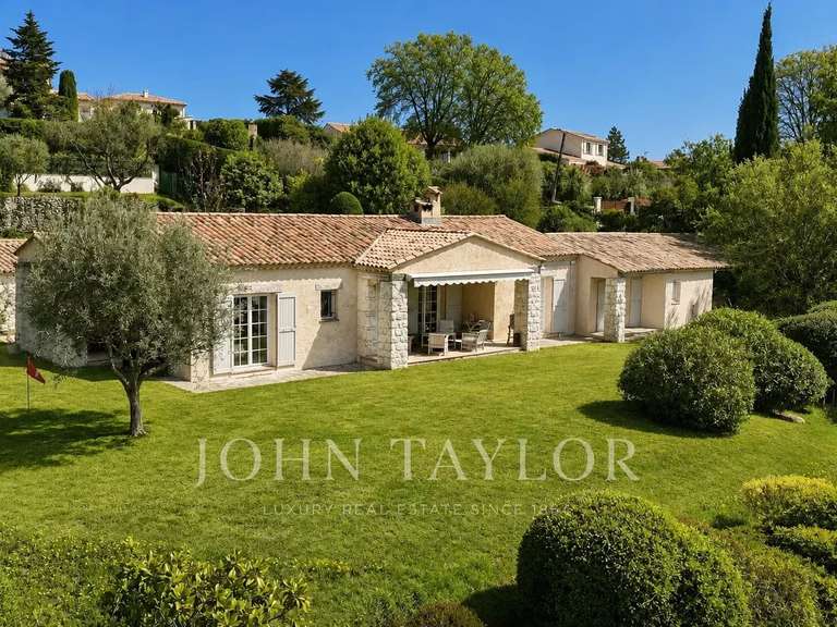 House Saint-Paul-de-Vence - 4 bedrooms - 175m²