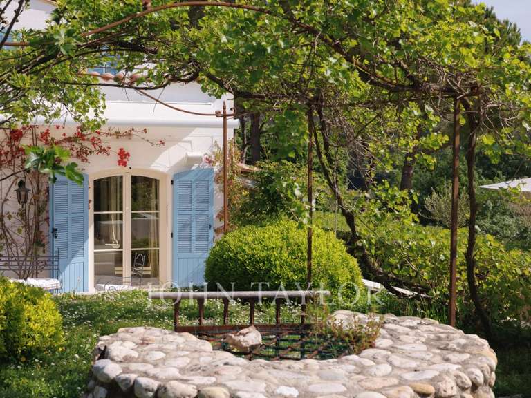 House Saint-Paul-de-Vence - 8 bedrooms