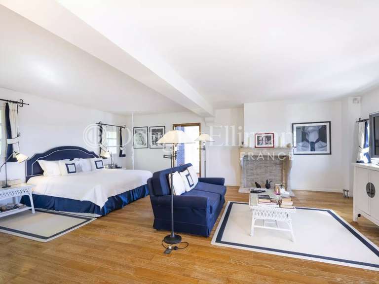 Maison Saint-Paul - 8 chambres - 695m²