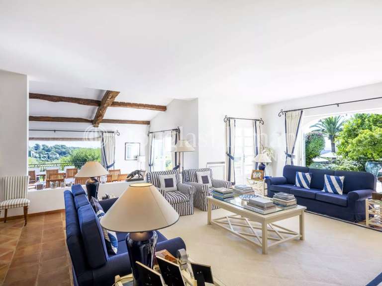 Maison Saint-Paul - 8 chambres - 695m²