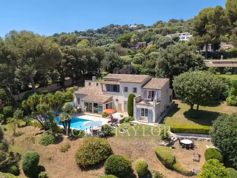 Maison Saint-Paul - 5 chambres - 232m²