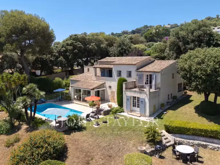 Maison Saint-Paul - 5 chambres - 232m²