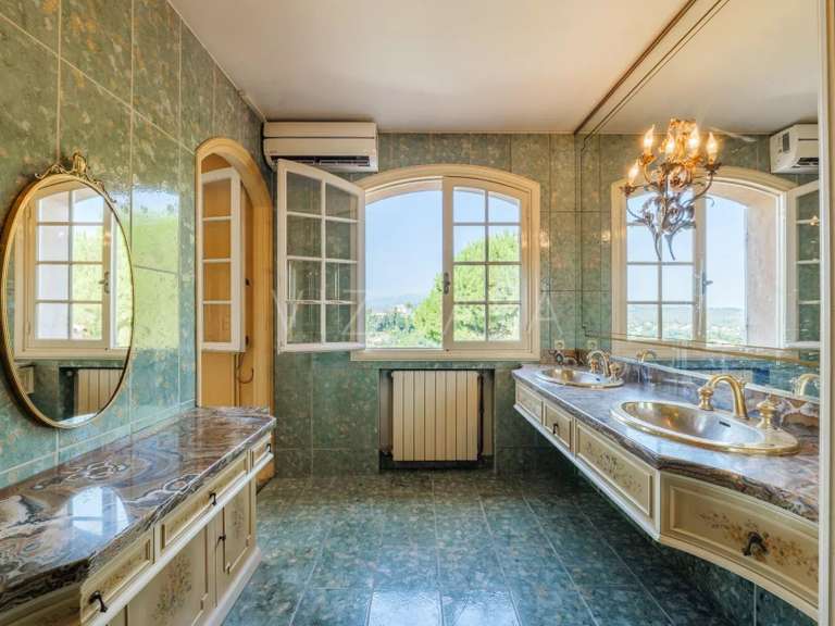Property Saint-Paul-de-Vence - 5 bedrooms - 2600m²
