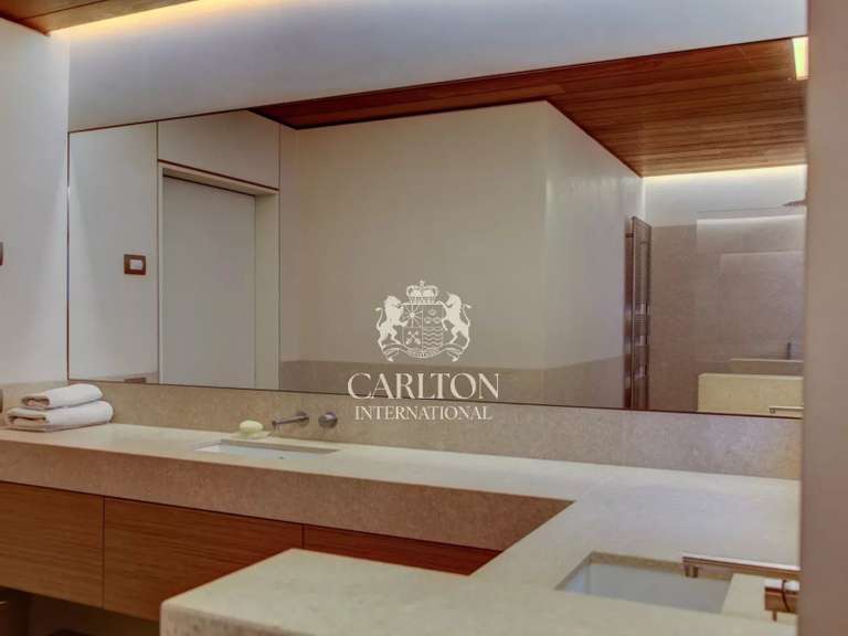 Propriété Saint-Paul - 6 chambres - 411m²