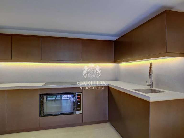 Propriété Saint-Paul - 6 chambres - 411m²