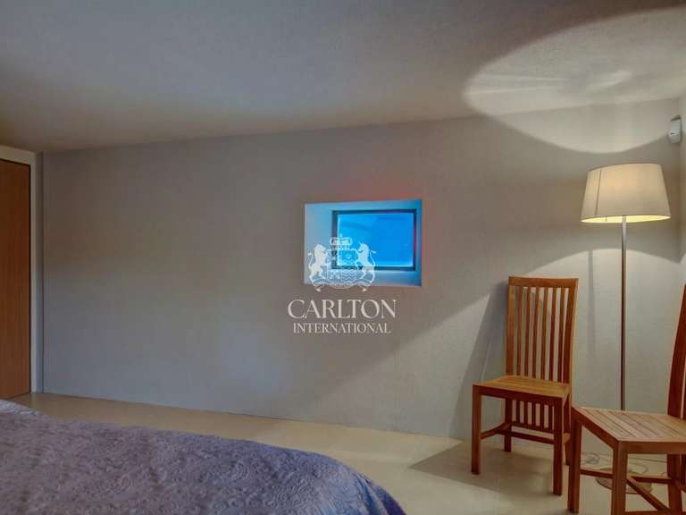 Propriété Saint-Paul - 6 chambres - 411m²