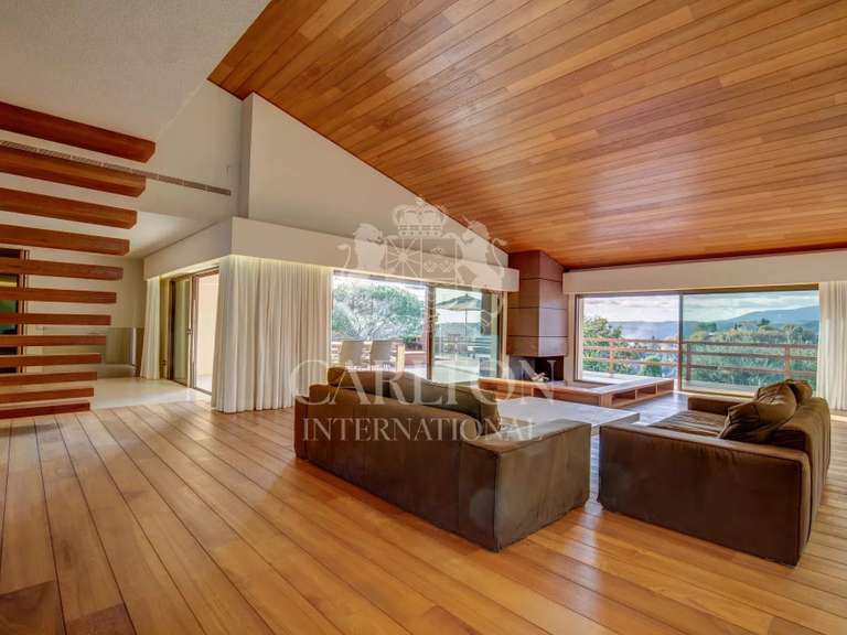 Propriété Saint-Paul - 6 chambres - 411m²