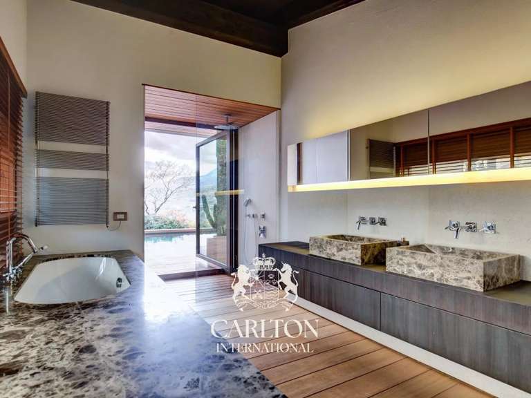 Property Saint-Paul-de-Vence - 6 bedrooms - 411m²