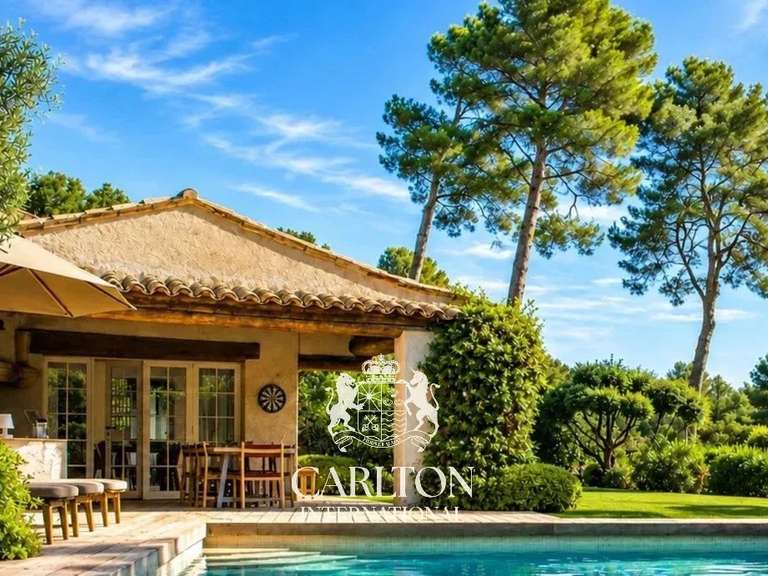 Property with Sea view Saint-Paul-de-Vence - 5 bedrooms - 246m²