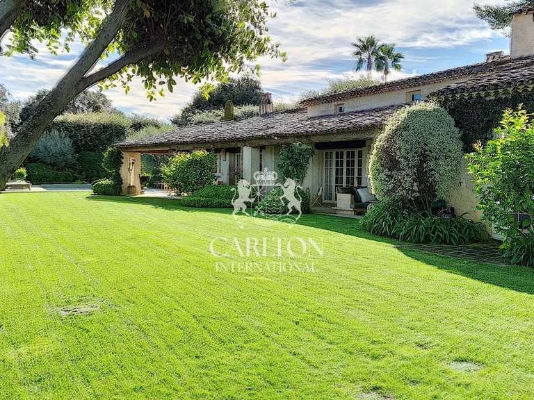 Property with Sea view Saint-Paul-de-Vence - 5 bedrooms - 245m²