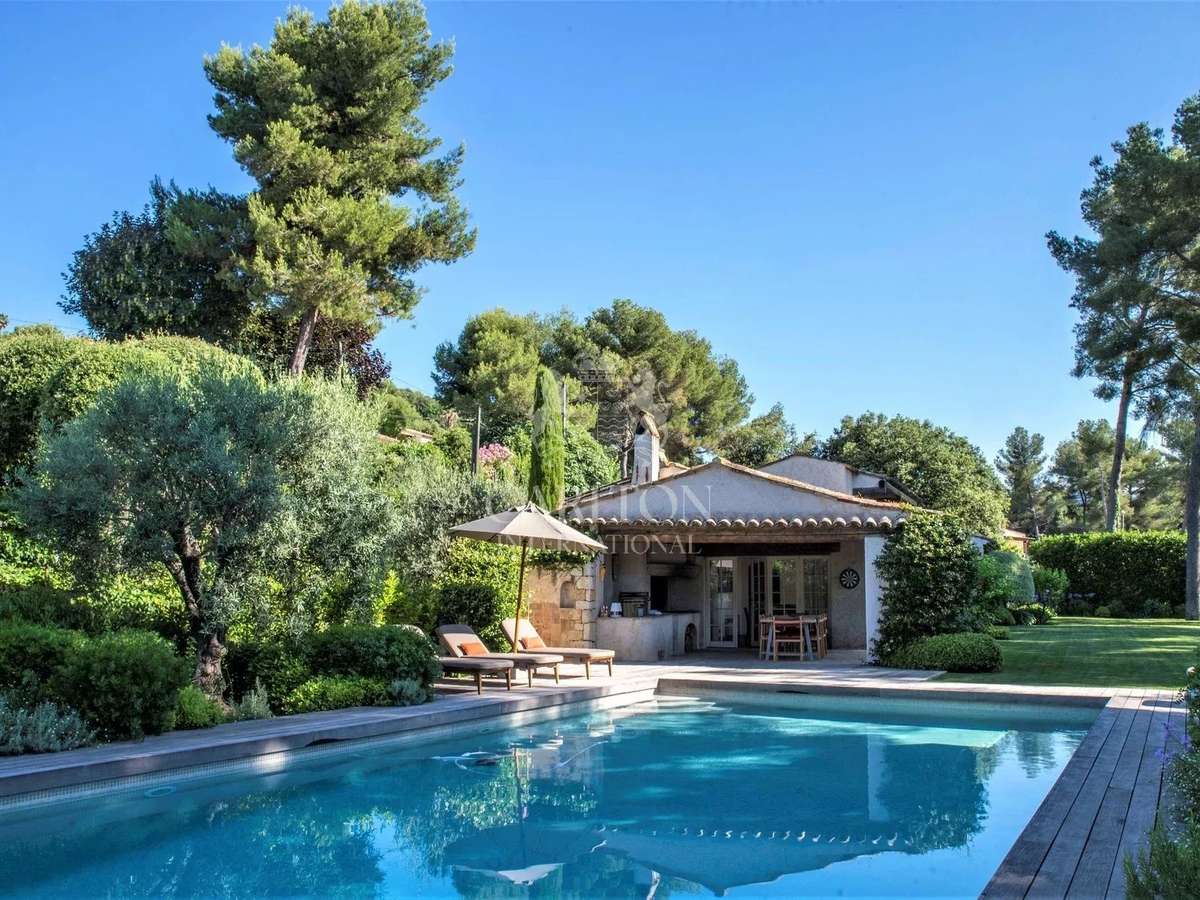 Property Saint-Paul-de-Vence